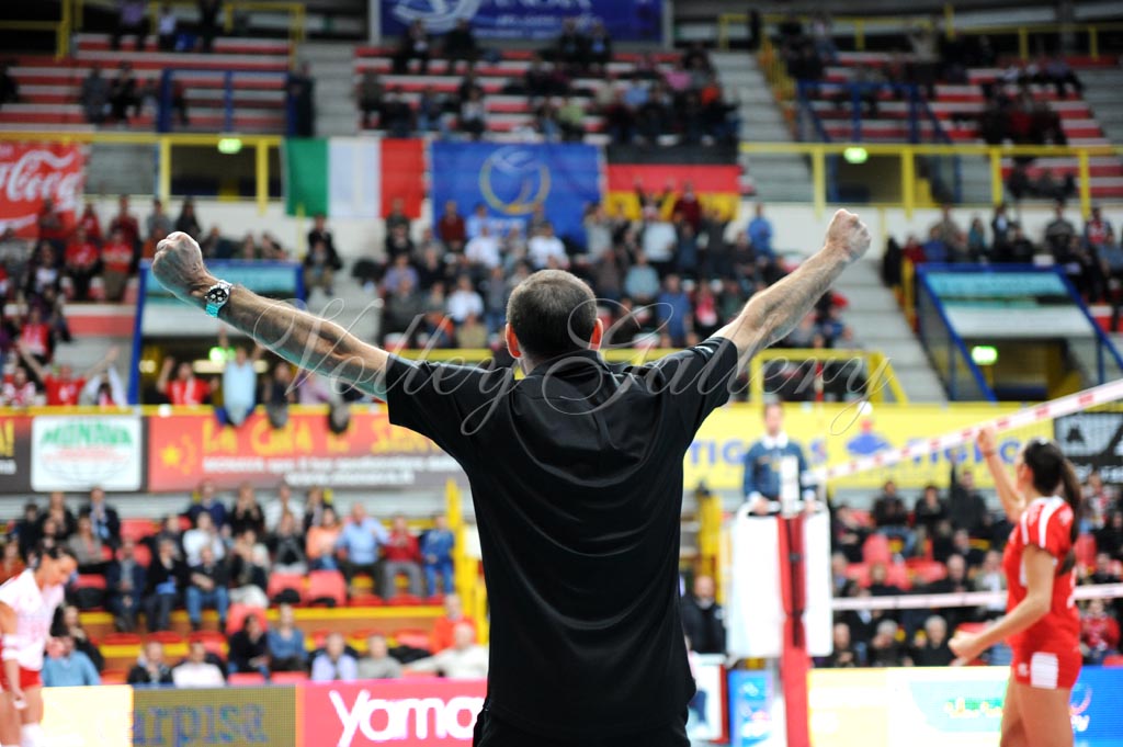 Yamamay Schweriner (41)